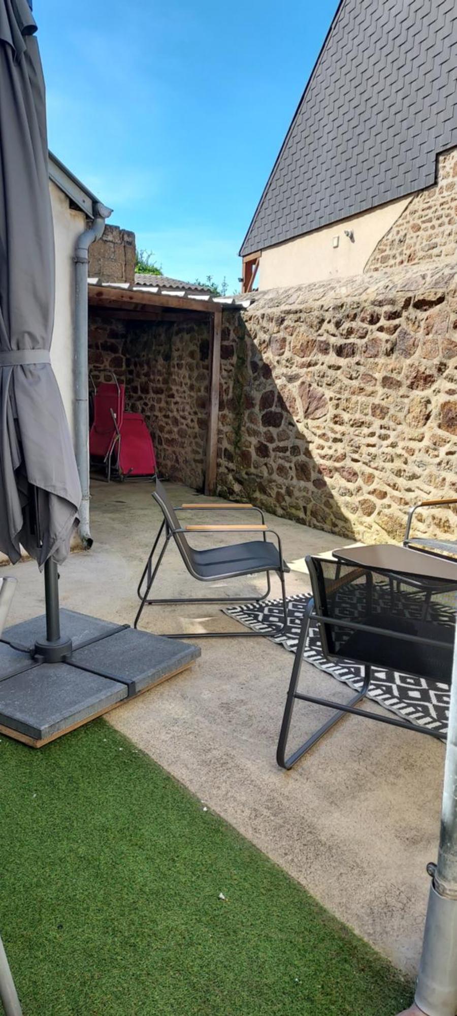 Gite Comme Chez Soi Ducey Les Cheris מראה חיצוני תמונה